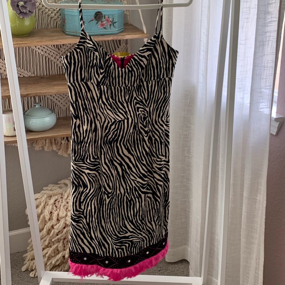 Zebra print dress with hot pink feather trim!
